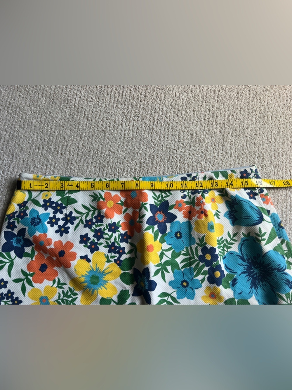 Tommy Hilfiger Spring Flower Floral Mini Pencil Skirt Women’s Size 8 - Picture 5 of 7